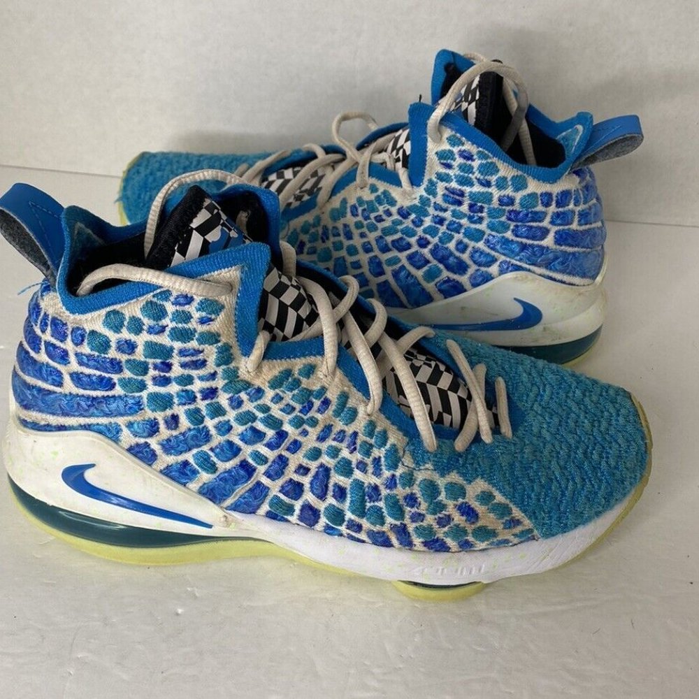 Nike LEBRON XVII 17 "PHOTO BLUE" YOUTH SIZE 6Y NEW RARE Blue KIDS Shoes